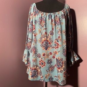 NWOT Voll Silky On/Off Shoulder Blouse